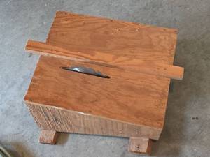 lot 1558 image: Black & Decker 1 14 Circular Saw Model 7301 in Homemade Table Saw Box