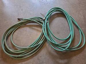 lot 1562 image: Green Garden Water Hose