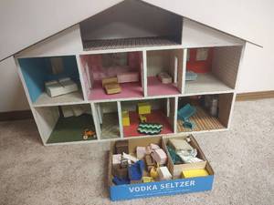 lot 1026 image: Vintage Wooden Dollhouse with Furniture Set, 37 wide x 25 tall