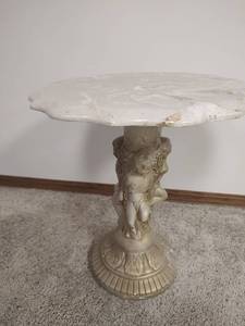 lot 1040 image: Italian Style Marble Top Side Table with Cherub Base, 20 Tall x 18 Wide
