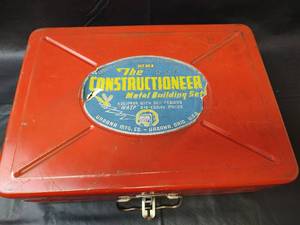 lot 1088 image: Constructioneer Metal Building Set No.8 with Wasp Motor, Needs New Cord