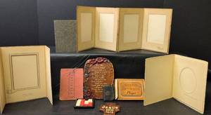 lot 1099 image: Vintage Religious Collection with Photo Frames