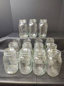 lot 1140 image: Canning Jars