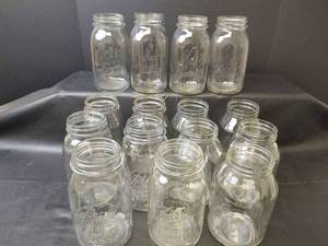 lot 1142 image: Canning Jar Collection