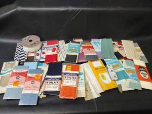 lot 1150 image: Sewing Notions Collection