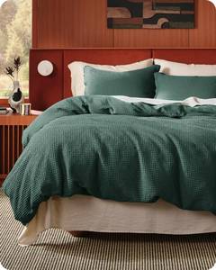 lot 7661 image: Bedsure Cotton Duvet Cover Queen - 100% Cotton Waffle Weave Forest Green Duvet Cover Queen Size, GentleSoft and Breathable Bedding Set for All Season, 3 Pieces, 90x90