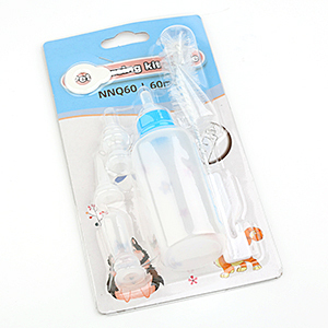 lot 7532 image: NNQ60 Pet Feeding Kit with Syringes