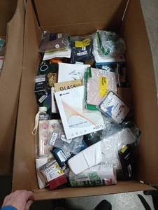 lot 8498 image: Large Box of Misc. Items