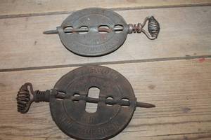 lot 3205 image: 2 Vintage Griswold Stove Dampers