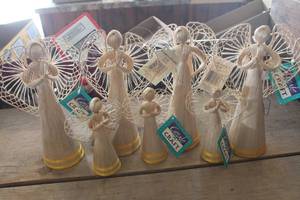 lot 3232 image: NWT Craft Angels