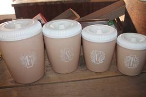 lot 3245 image: Vintage Plastic Canister Set