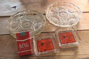 lot 3264 image: Vtg. Trick Cigarettes & Ash Trays