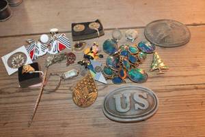 lot 3273 image: Vintage Watches, Buckles & More