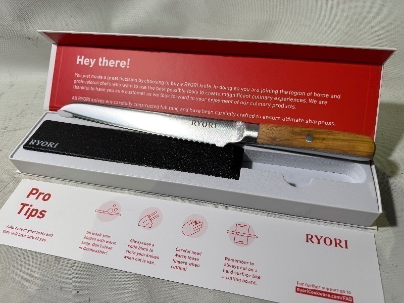 lot 579 image: New Ryori 10 Serrated B Professional Cutlery Knife w Protective Sleeve, Wood