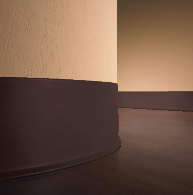 lot 35 image: BUNDLE OF 20 BURKS FLOORING 4GL- 201 RUBBERMYTE COVE BASE 4 x 18 x 3 - Chocolate