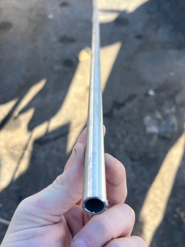 lot 220 image: Bundle of 2 Stainless Steel Tubes, 8 x .500 x .049 AW TP316TP316LS SLMS