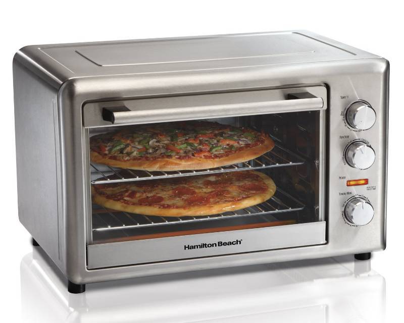 lot 4633 image: Hamilton Beach 31103A Countertop Oven with Convection and Rotisserie
