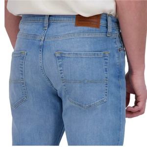 lot 8922 image: Lucky Brand Mens 410 Athletic Straight Jean Size 34X30