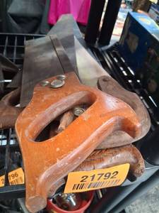 lot 21792 image: Early 1900s Handsaw Collection