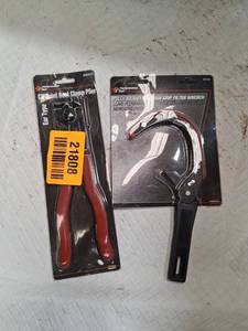 lot 21808 image: Performance Tool Adjustable CV Joint Wrench Set