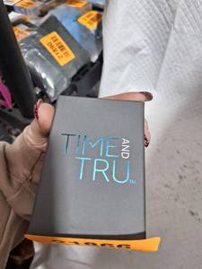 lot 21866 image: Time Tru Long Life Battery Watch