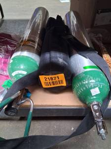 lot 21871 image: Medical Oxygen Tank - USP Grade Compressed