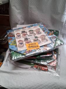 lot 21900 image: Christmas Gift Tags and Holiday Party Supplies Set