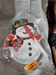 lot 21916 image: Happy Snowman pinata