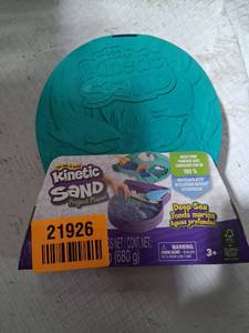 lot 21926 image: Kinetic Sand Deep Sea Project Planet Set