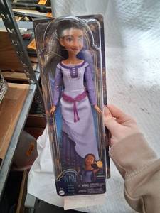 lot 21930 image: Disney Wish Asha Fashion Doll by Mattel