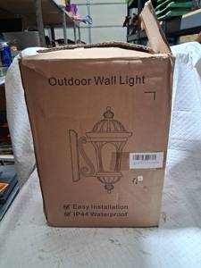 lot 21934 image: IP44 Waterproof Outdoor Wall Light
