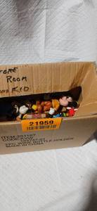 lot 21959 image: Boxed Character Set