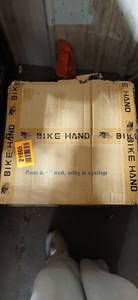 lot 21965 image: Bike Hand Professional Bicycle Repair Stand