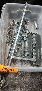 lot 22065 image: Deep Well Sockets