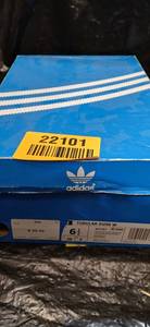 lot 22101 image: Adidas Tubular Dusk W Sneakers - Light BlueWhite