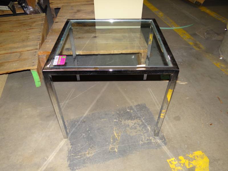 Glass Side Table 2 Shelves And 4 Drawer File Cabinet Downtown Sheraton Mobile Dance Floor Commercial Kitchen Equipment Tables Chairs And A Lot More Equip Bid