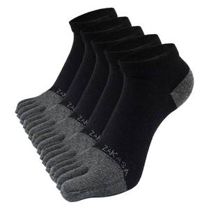 lot 1124 image: ZAKASA Toe Socks for Men Ankle No Show Low Cut Toe Socks Individual Five Finger Cotton for Athletic Running 5 Pairs Size 8-15 Black - Retail $18