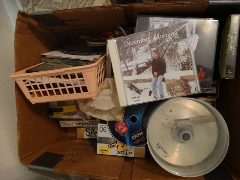 lot 1895 image: Lot of cds.