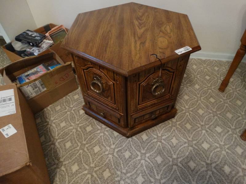 lot 1897 image: Wooden end table.