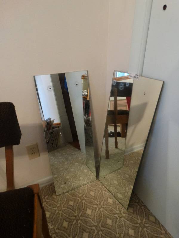 lot 1899 image: 2 Mirrors with out trim.