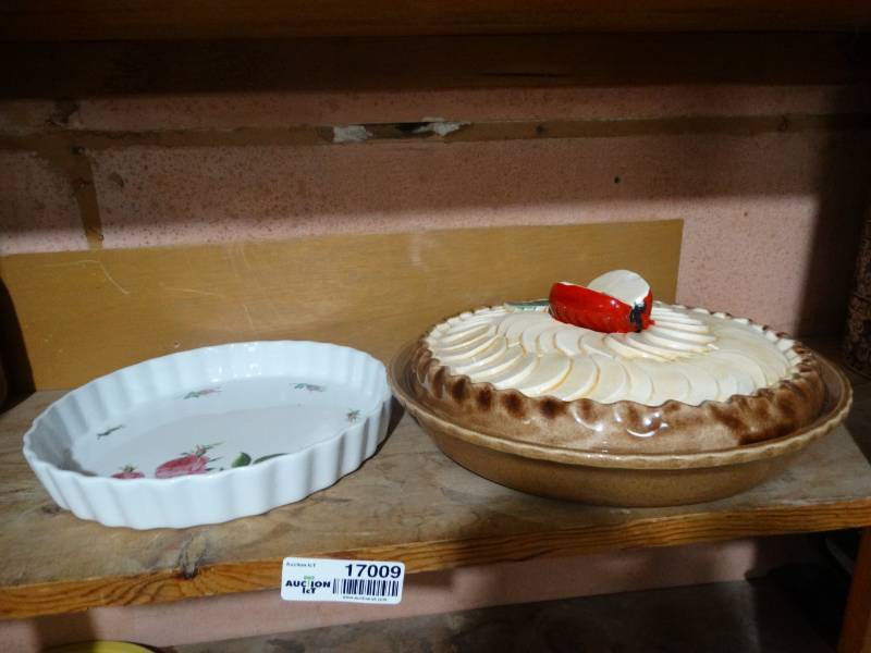 lot 17009 image: 2 Baking dishes.