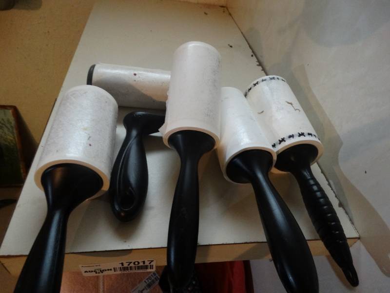 lot 17017 image: Lot of lent rollers.