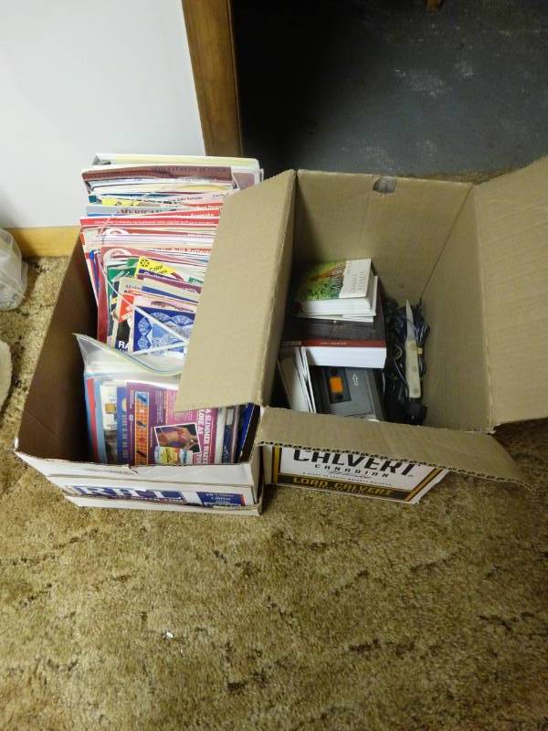 lot 17023 image: Lot of magazines.