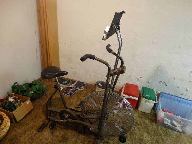 lot 17036 image: Schwinn airdyne exercise bike.