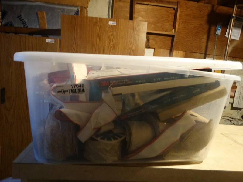 lot 17046 image: Lot with ribbon.