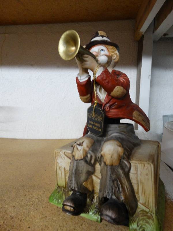 lot 17062 image: Melody in motion, hand painted, bisque poecelain clown.