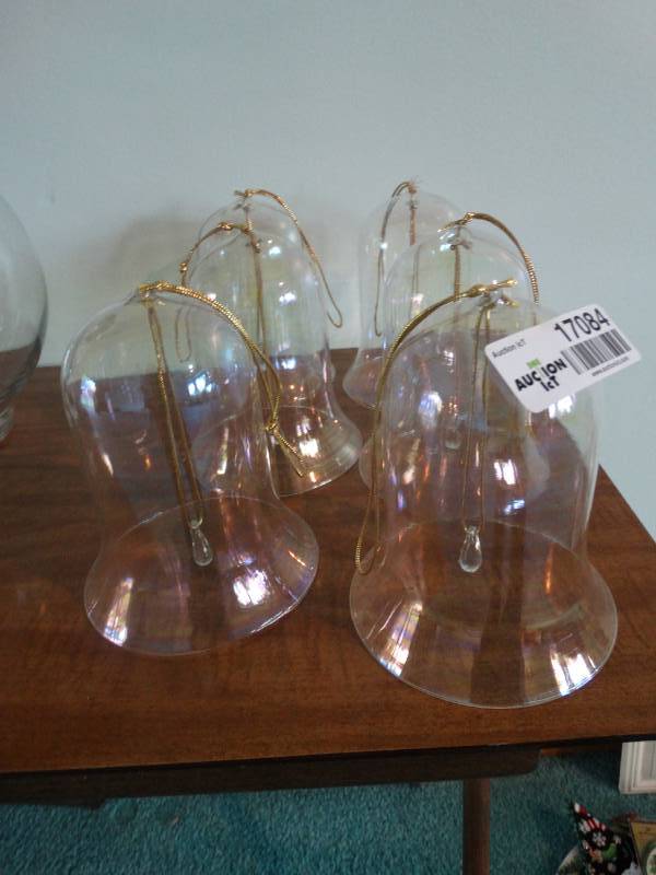 lot 17084 image: 6 Glass bells.