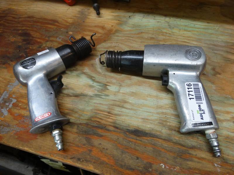 lot 17116 image: 2-Central pneumatic air hammers.