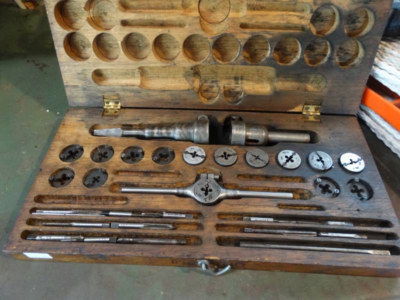 lot 17120 image: Tap and dye set, not full set.