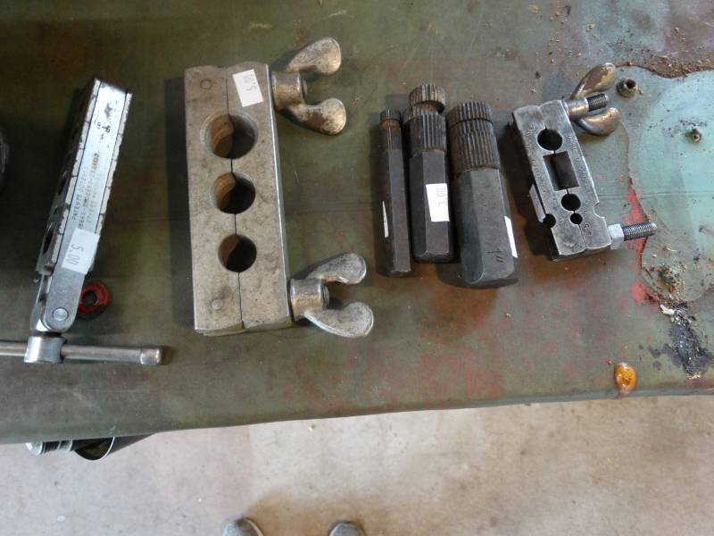 lot 17123 image: Flaring tools.